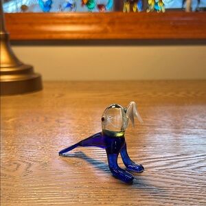 Vintage Glass Walrus Figurine Blue Hand Blown Mid Century 1970s “AS IS”